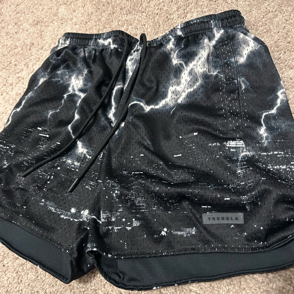 YoungLA reversible Charcoal Lightning Pattern Shorts “M”